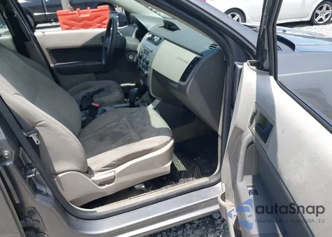 2011 Ford Focus Se z USA, uszkodzony, nr VIN 1FAHP3FNXBW159858